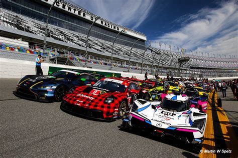 rolex 24 daytona track|rolex 24 2023 live timing.